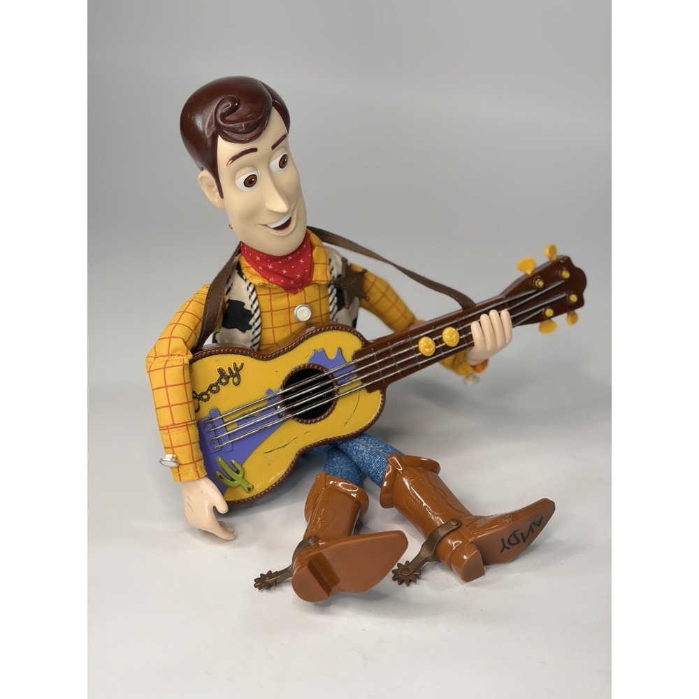 Disney Pixar Mattel '99 Woody Doll Toy Story 2 Plush Strummin' Guitar 17" Tall